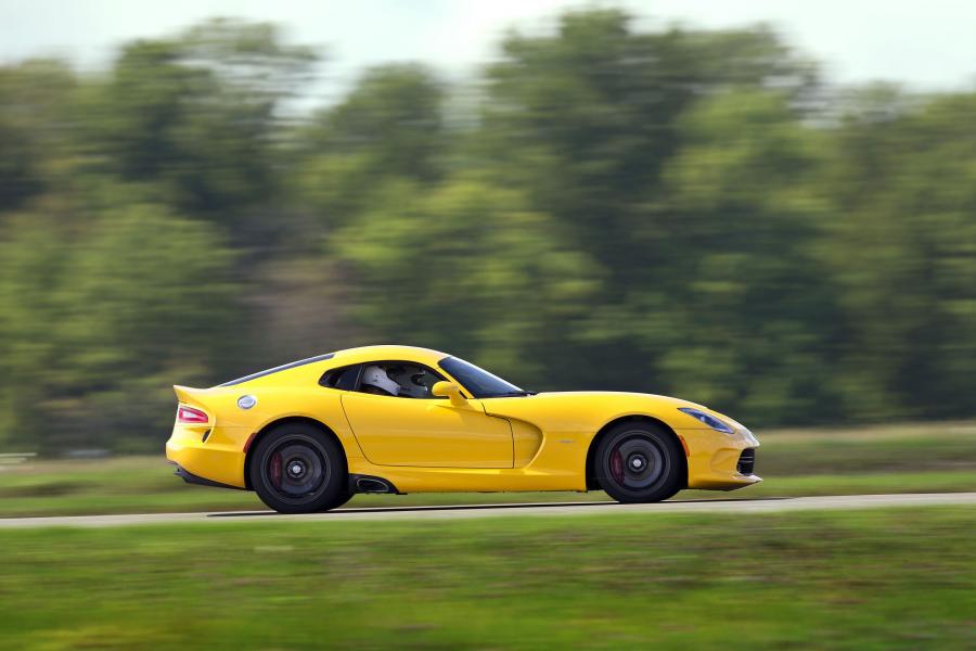  SRT Viper GTS Gingerman Raceway 2012 года  (фото 3 из 14)